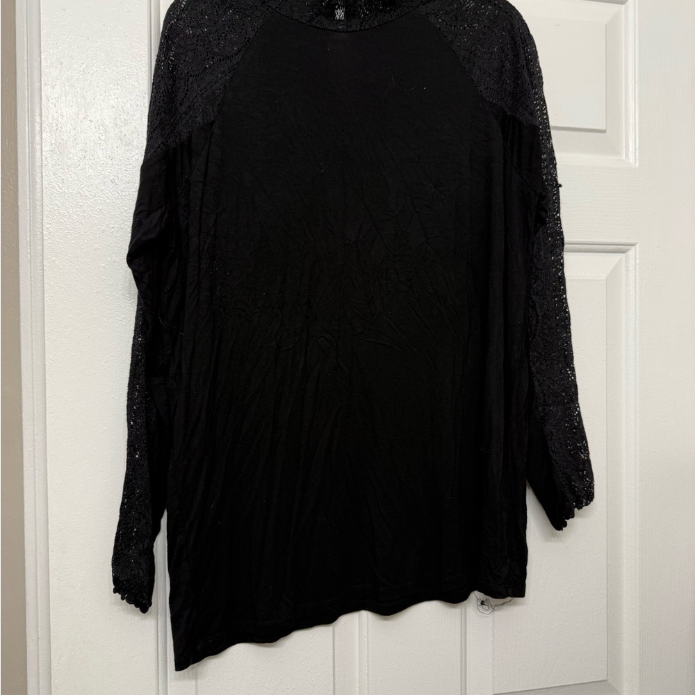 Torrid Black Long Sleeve Women's Top